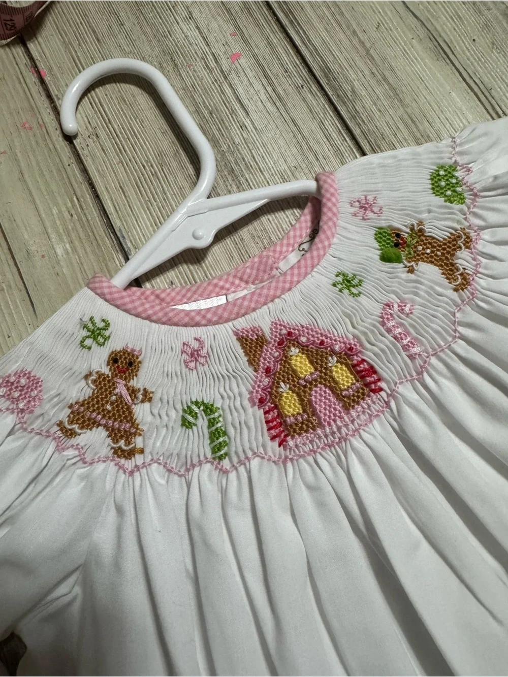 Lulu Bebe smocked gingerbread man dress 9m baby girl boutique Christmas pink